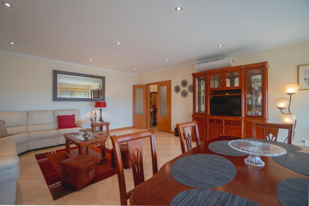 Large Modern Ponta Delgada Apartment Eksteriør bilde