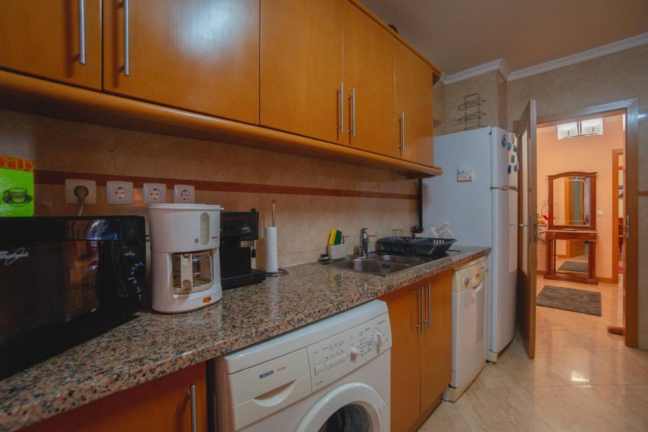 Large Modern Ponta Delgada Apartment Eksteriør bilde