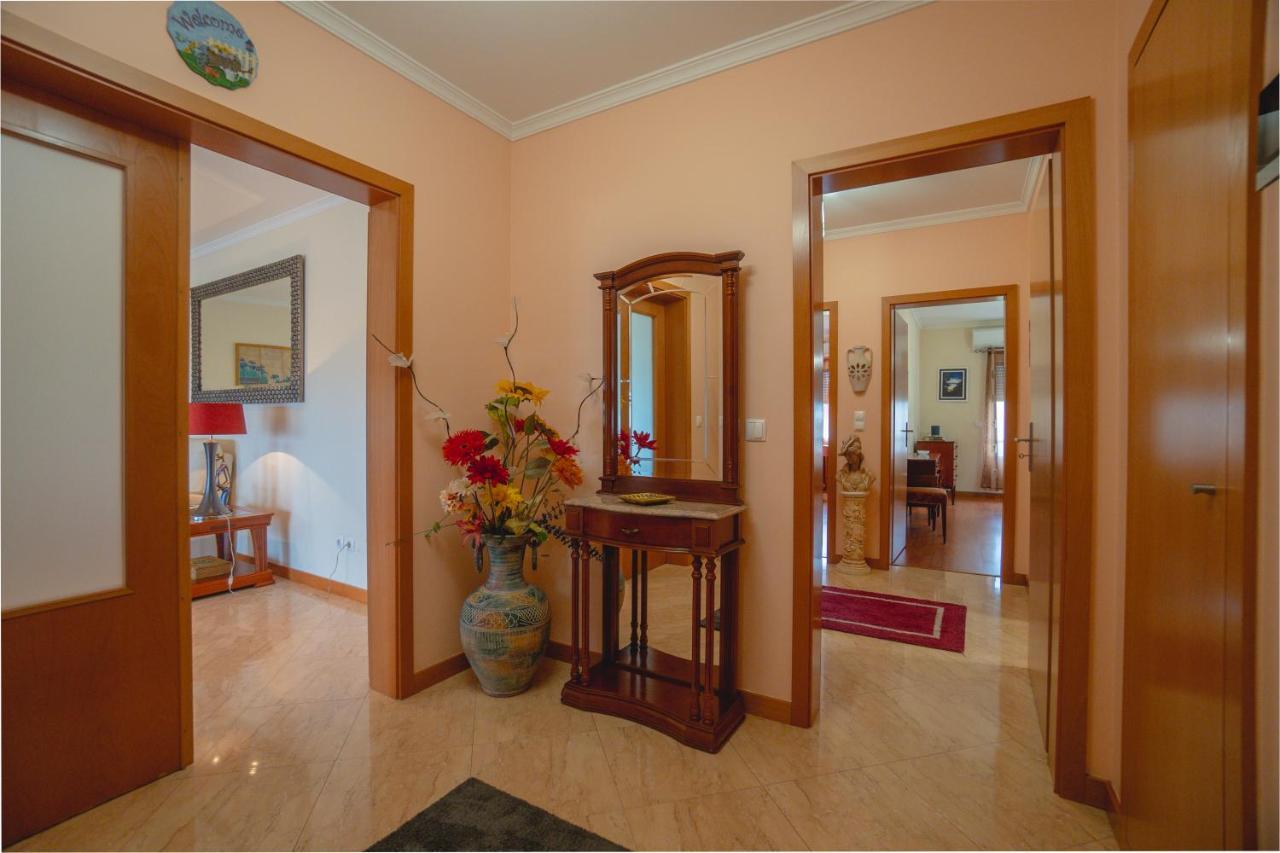 Large Modern Ponta Delgada Apartment Eksteriør bilde
