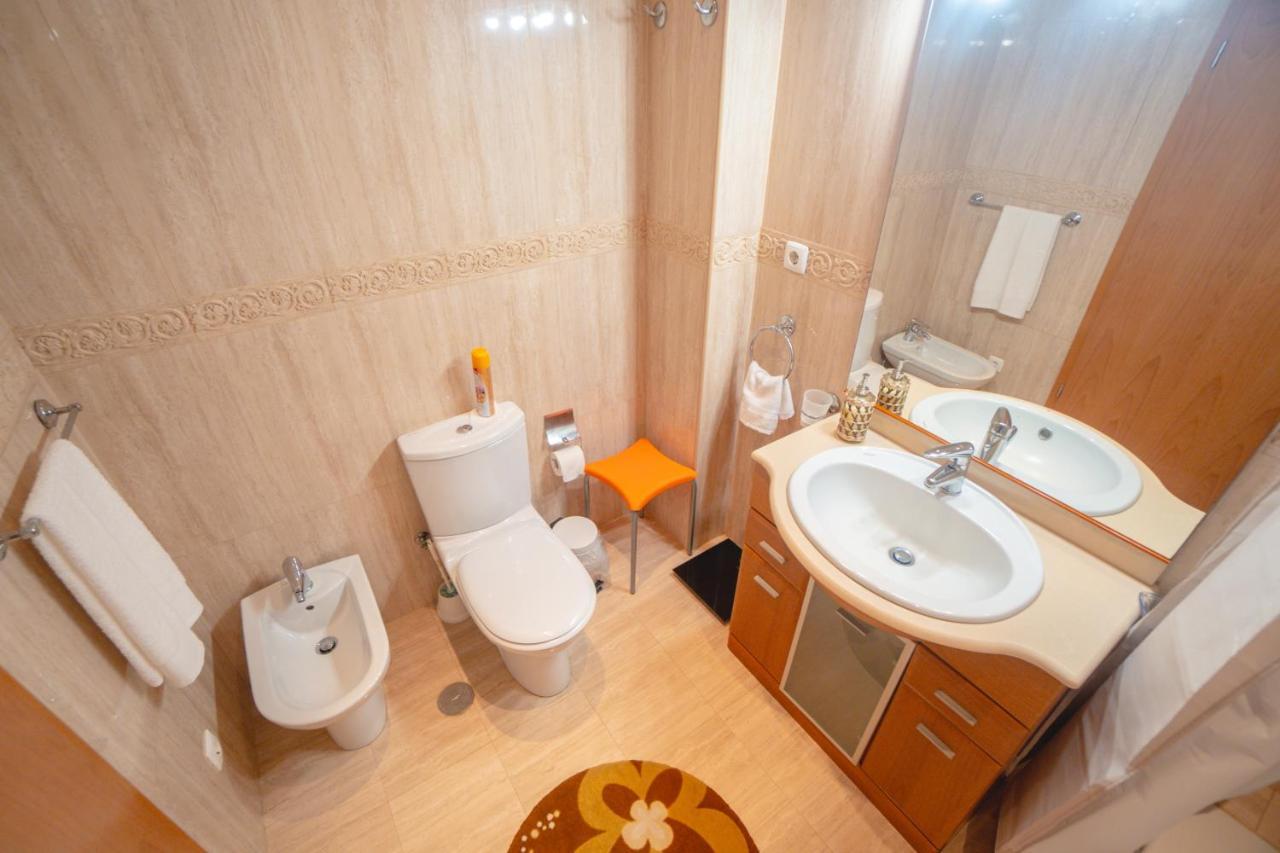 Large Modern Ponta Delgada Apartment Eksteriør bilde